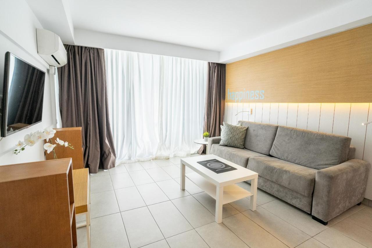 Apartamentos Vacacionales Broncemar San Bartolomé Kültér fotó