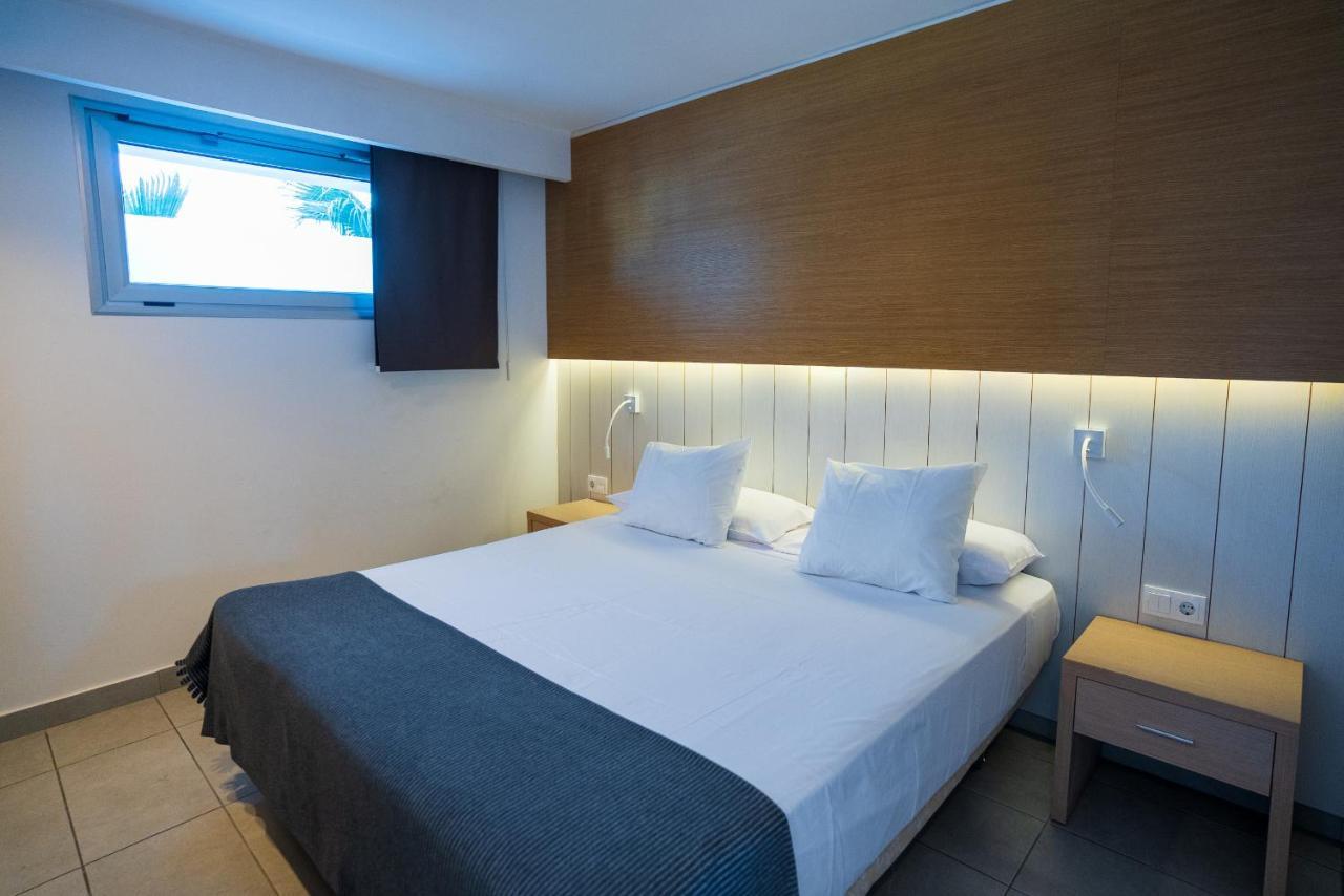 Apartamentos Vacacionales Broncemar San Bartolomé Kültér fotó