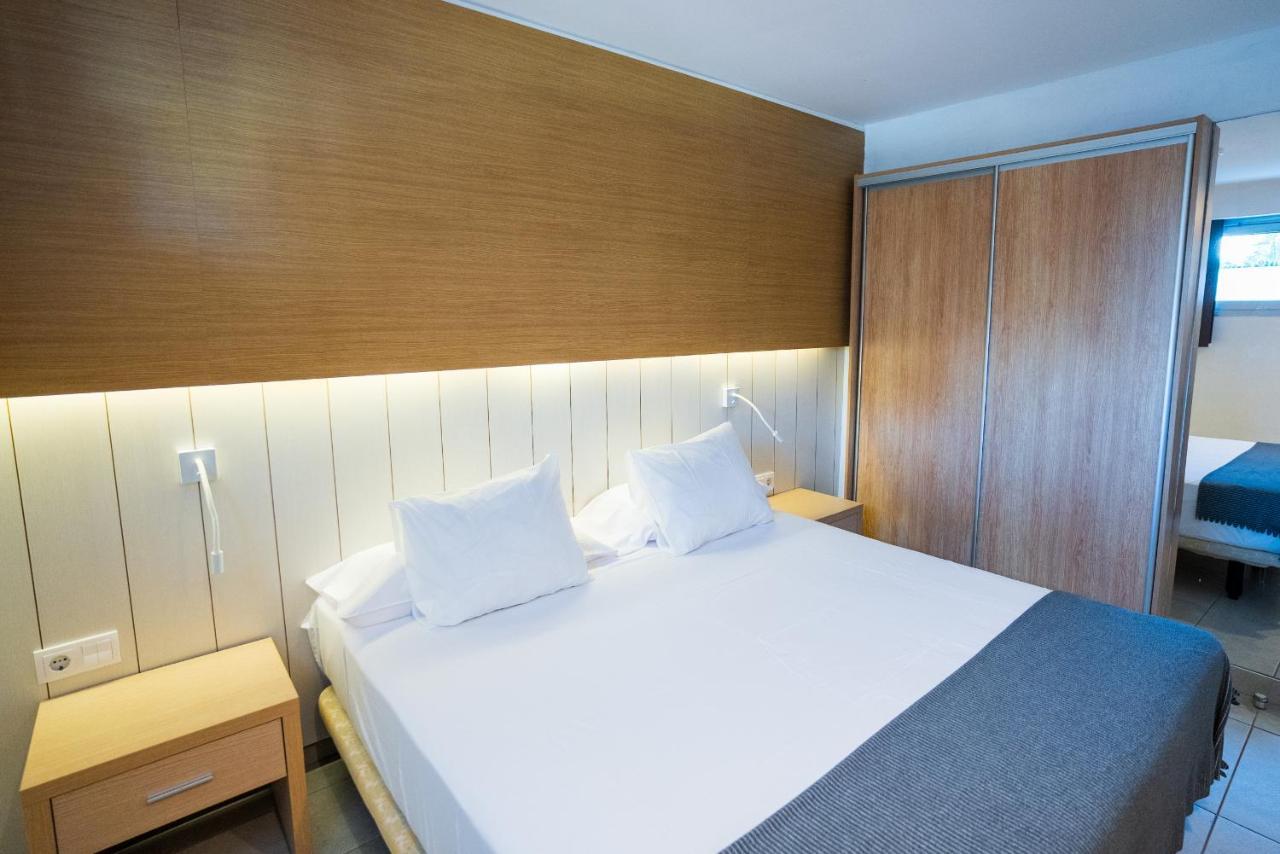 Apartamentos Vacacionales Broncemar San Bartolomé Kültér fotó