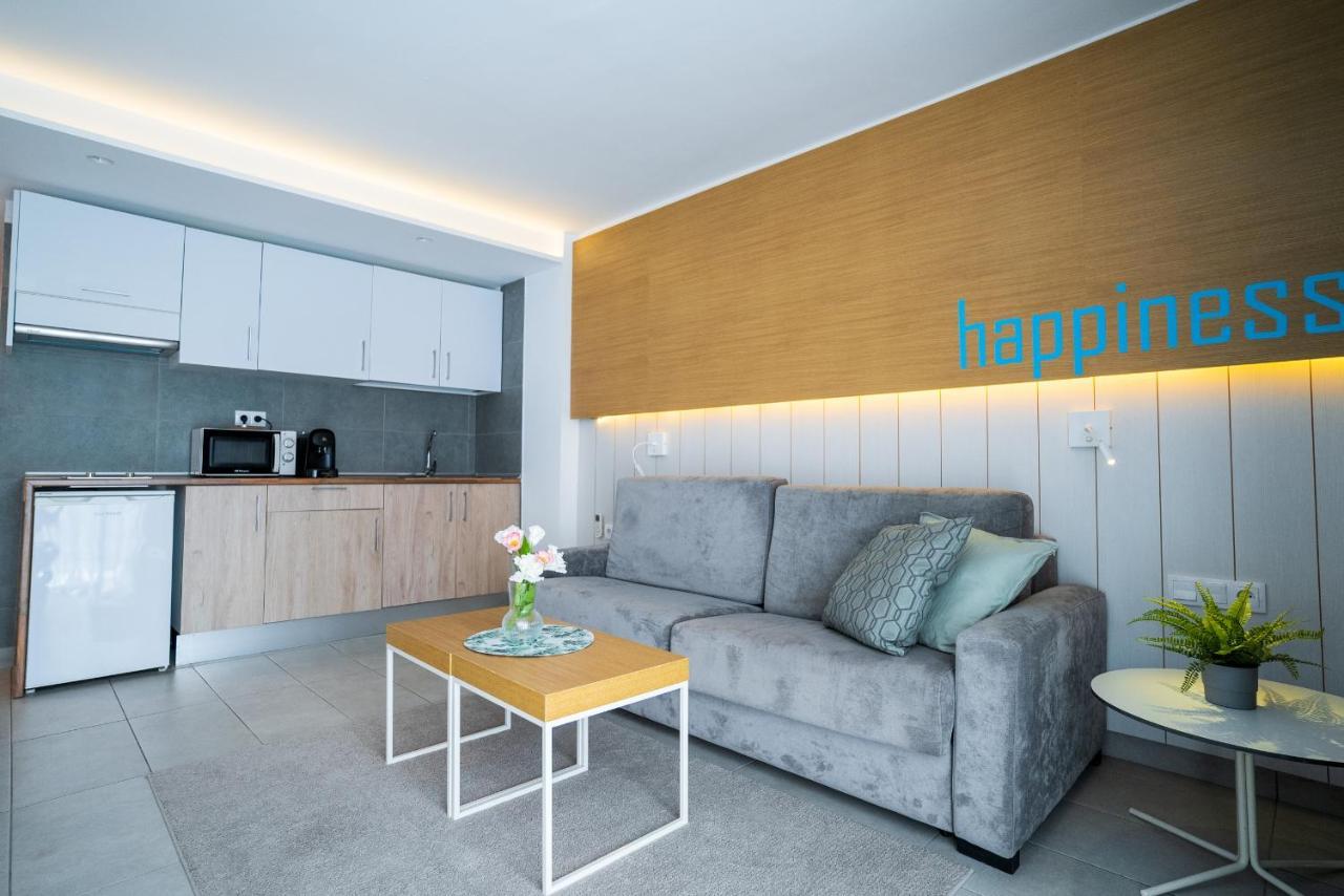Apartamentos Vacacionales Broncemar San Bartolomé Kültér fotó